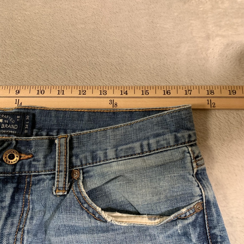 Lucky Brand Jeans Mens 34x30 Light Blue 221 Original Straight Distressed‎ Denim - Picture 3 of 15